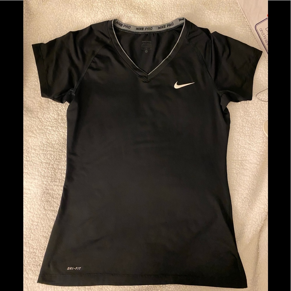 Nike Pro - large Dri-fit top